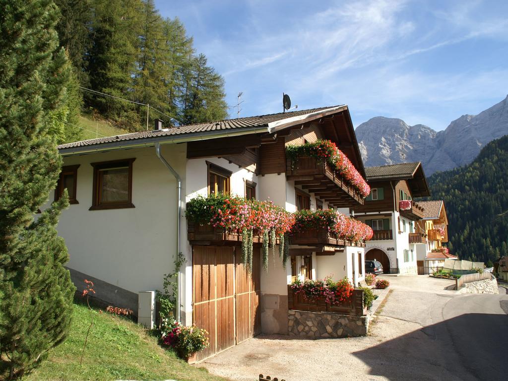 Apartamento Ciasa Complojer La Valle Exterior foto